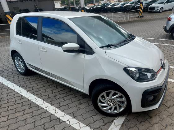 VOLKSWAGEN UP 1.0 170 TSI TOTAL FLEX CONNECT 4P MANUAL